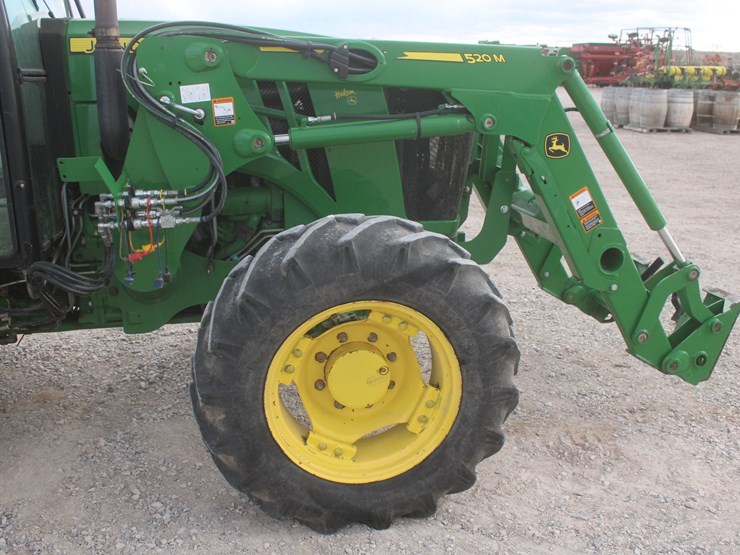 2013-john-deere-5100e-image-66