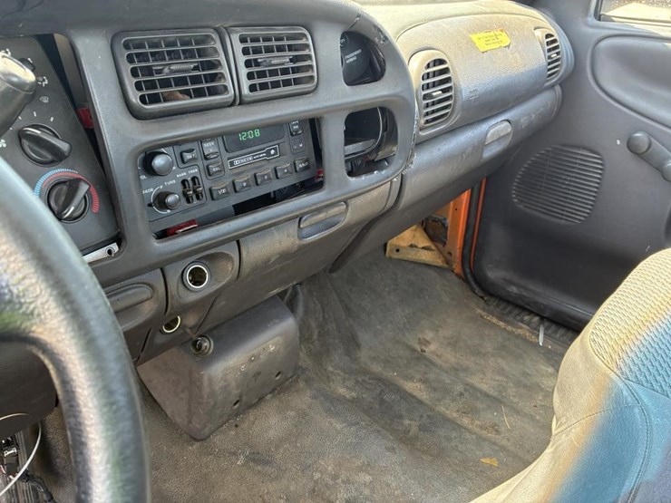 1999-dodge-ram-1500-image-15