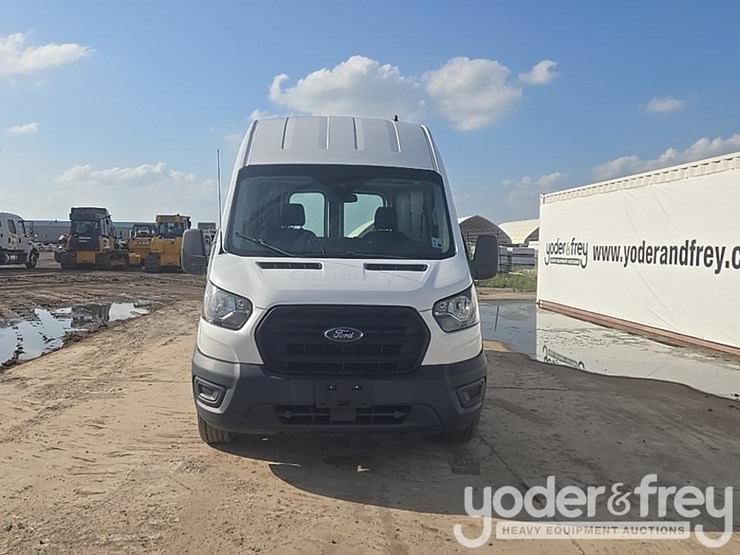 2020-ford-transit-image-8