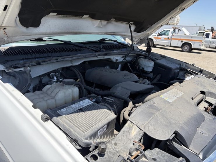 2006-chevrolet-2500-image-8