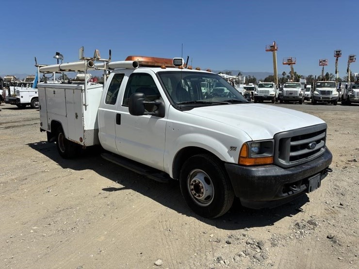 2001-ford-f350-image-2
