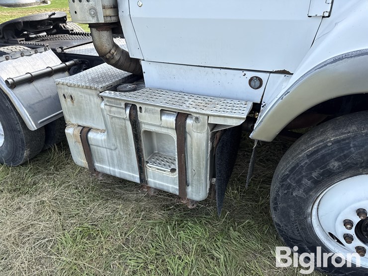 1989-ford-l9000-image-16