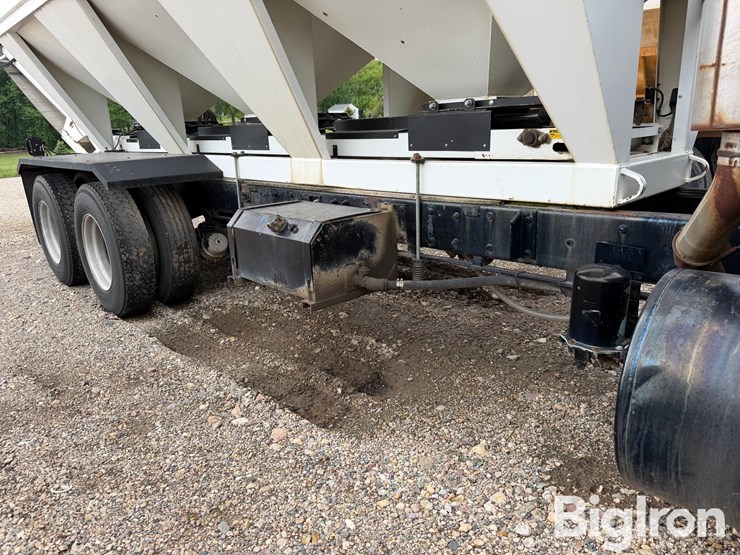 1987-mack-r690st-image-18