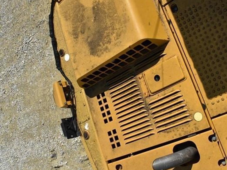 2011-caterpillar-312d-image-34