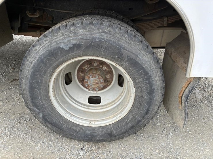 2008-ford-f350-image-5