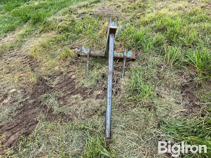 shop-built-3-pt-bale-spear-image-2