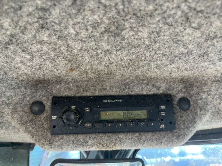 deere-524k-image-44