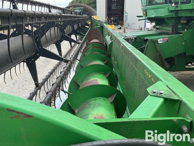 john-deere-630f-image-11