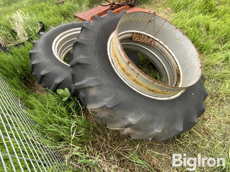 new-holland-8630-image-3