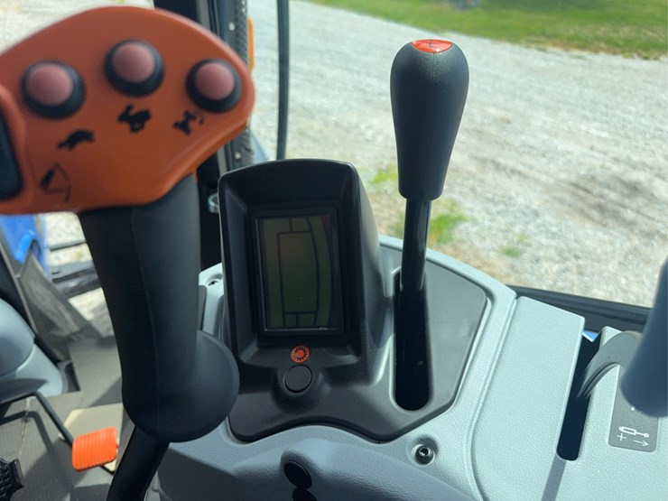 new-holland-t6.160-image-33