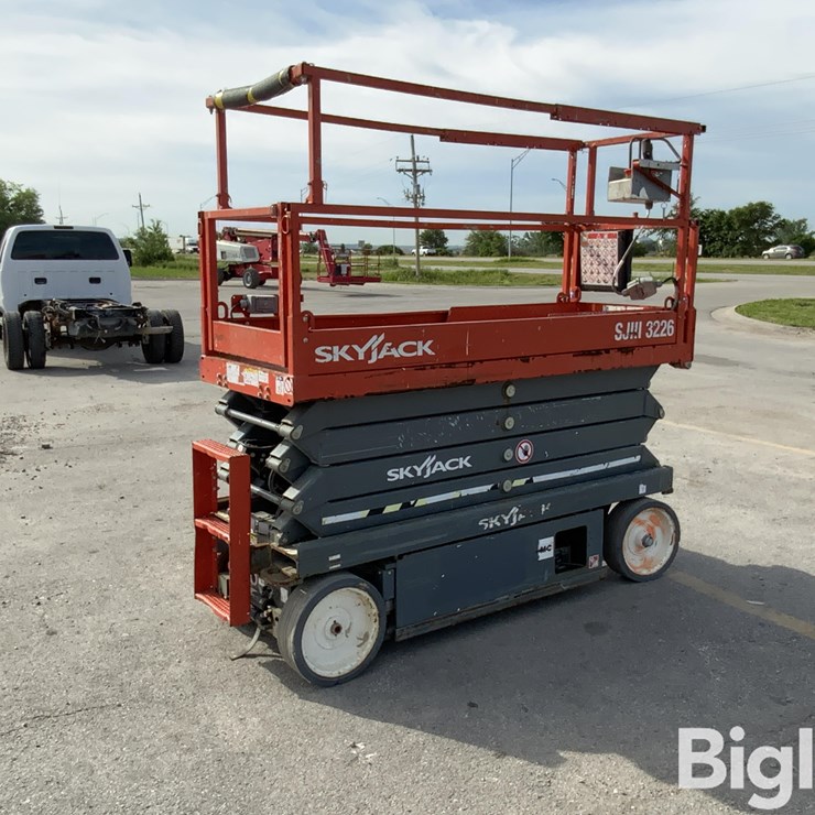 2018 SKYJACK SJIII3226