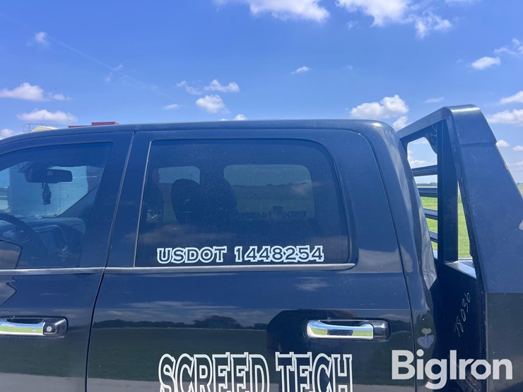 2017-ram-3500-laramie-image-13