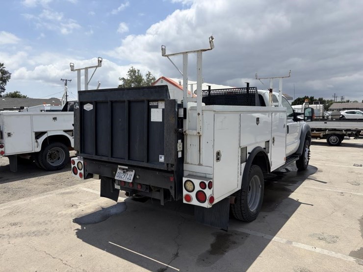 2012-ford-f450-image-3