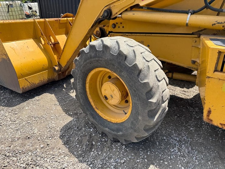 deere-410g-image-20