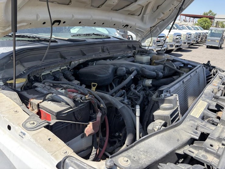 2012-ford-f550-image-8