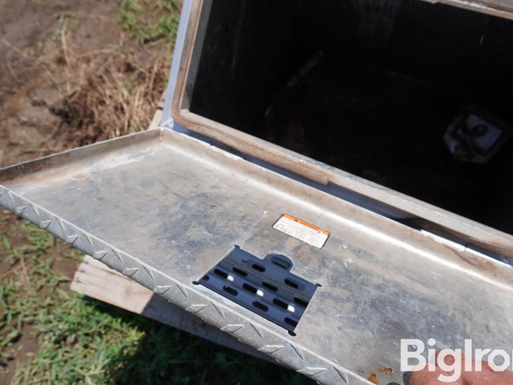 aluminum-saddle-box-image-14
