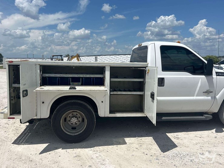 2015-ford-f350-image-13