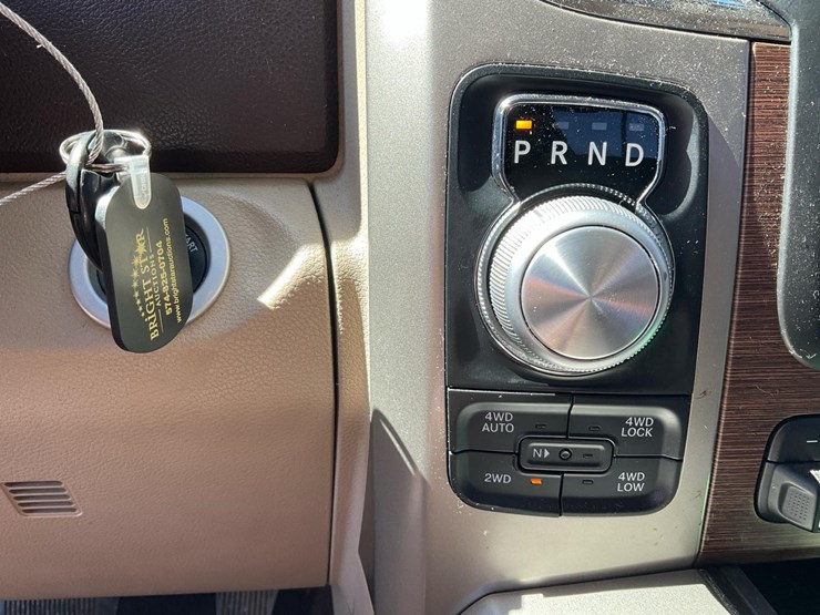 2015-dodge-ram-1500-image-39