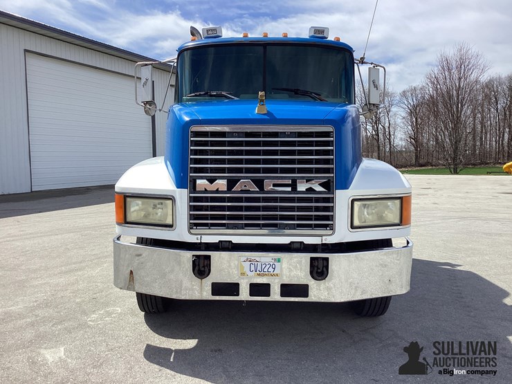 1998-mack-ch613-image-2