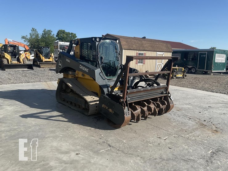 2021-deere-333g-image-6
