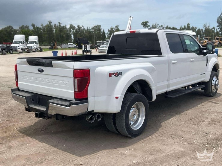 2022-ford-f350-image-3
