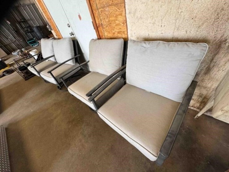 4-patio-chairs-image-5