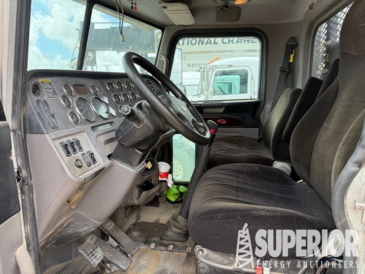 2014-peterbilt-367-image-2