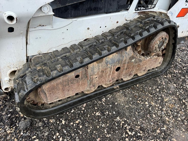 2015-bobcat-t590-image-11