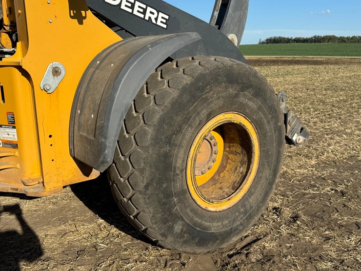deere-624l-image-29