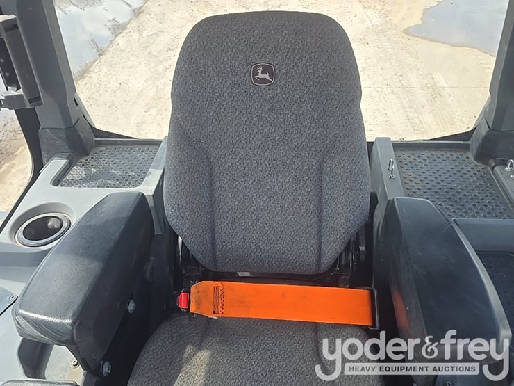 2023-deere-650-lgp-image-49