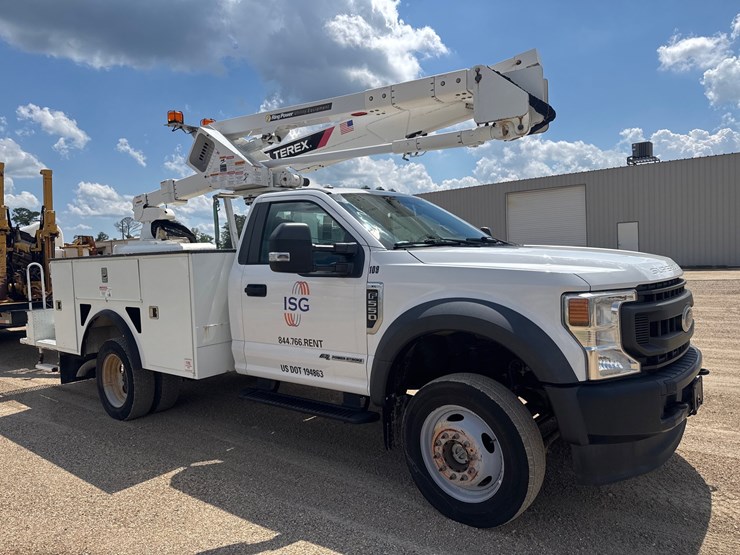 2020-ford-f550-image-30