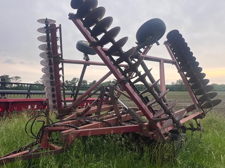 case-ih-490-image-1
