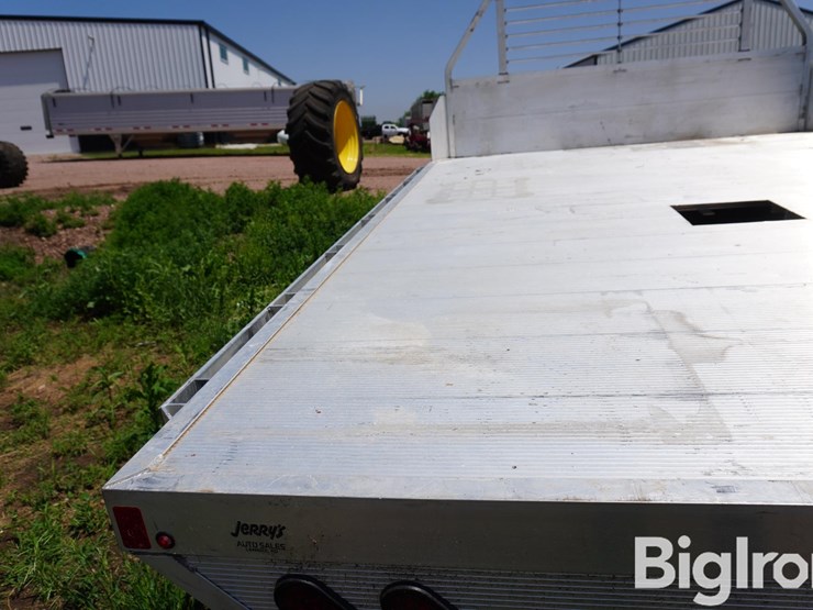 12'x101"-aluminum-flatbed-image-15