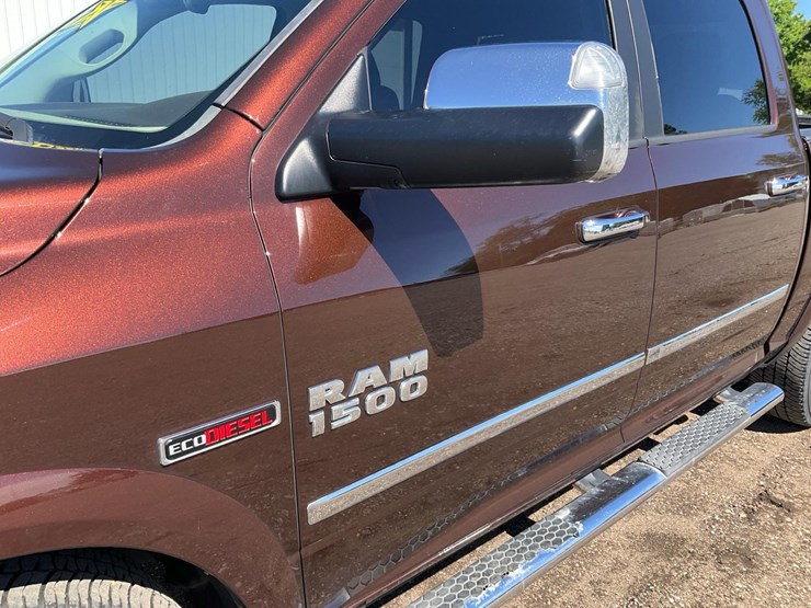 2015-dodge-ram-1500-image-13