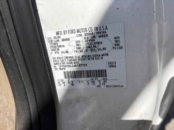 2004-ford-f250-image-17