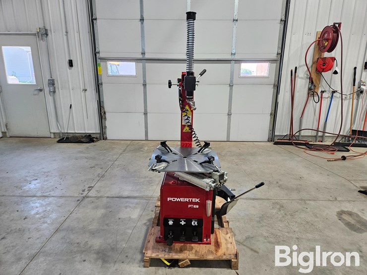 2026-powertek-pt-620-tire-changer-machine-image-2