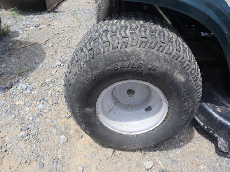 bolens-gear-driven-tractor-image-9