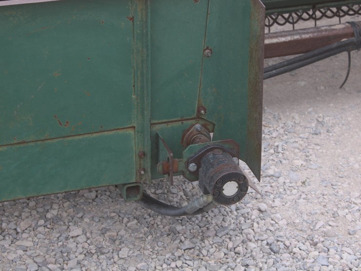 #1020-•-1996-pickett-6r30a-one-step-bean-cutter-image-43