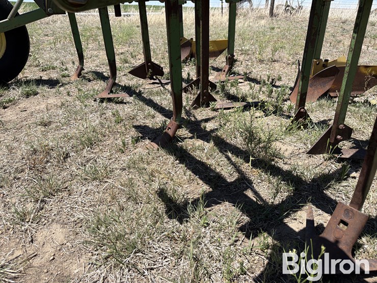 6r30"-cultivator-image-17