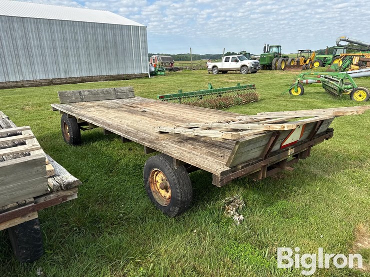 badger-16'-hay-wagon-image-7