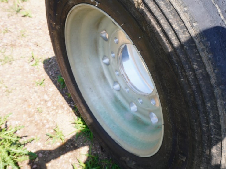 michelin-445/50r22.5-tires-&-rims-image-15
