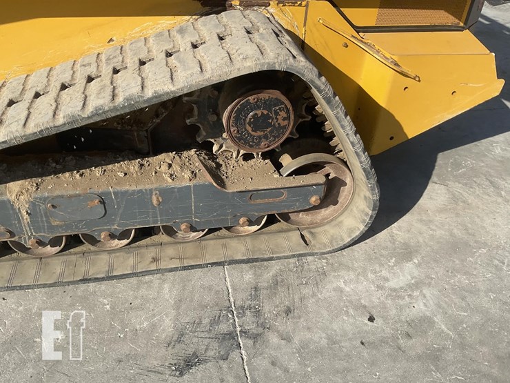 2021-deere-333g-image-9