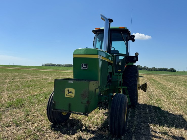 john-deere-4630-image-11