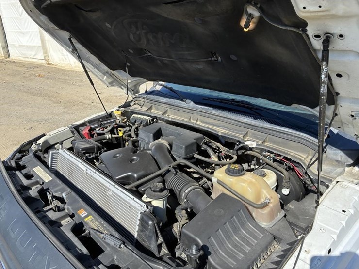2012-ford-f350-image-8