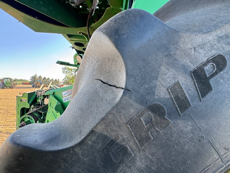 john-deere-s680-image-32