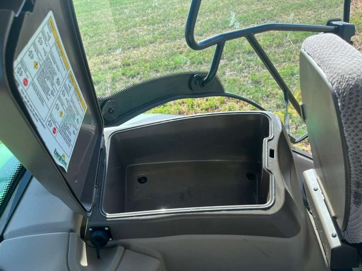 john-deere-6120r-image-37