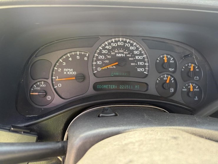 2003-chevrolet-2500-image-14