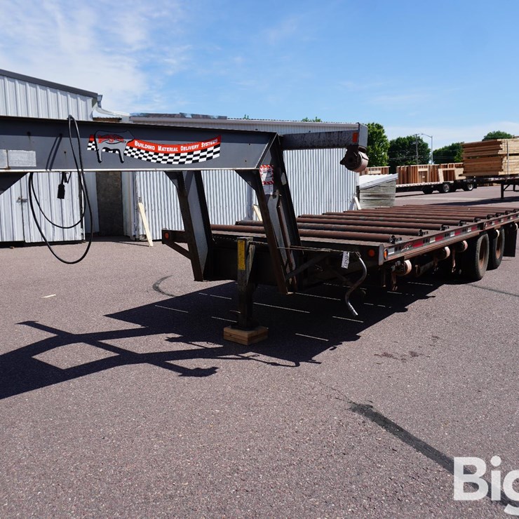 2007 Iron Steer 10R25 25' T/A Gooseneck Roller Trailer