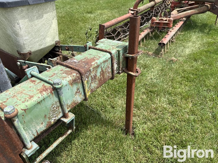 john-deere-7000-image-10
