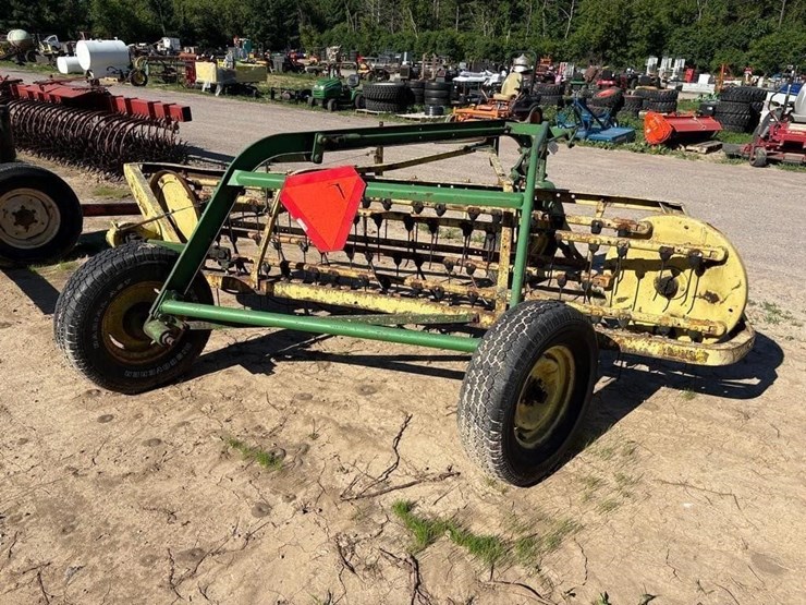 john-deere-roll-bar-rake-image-4